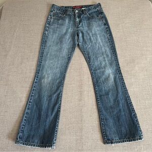 Levi's 515 Nouveau Bootcut Jeans Women Blue Denim Size 8M 30x30 100% cotton low